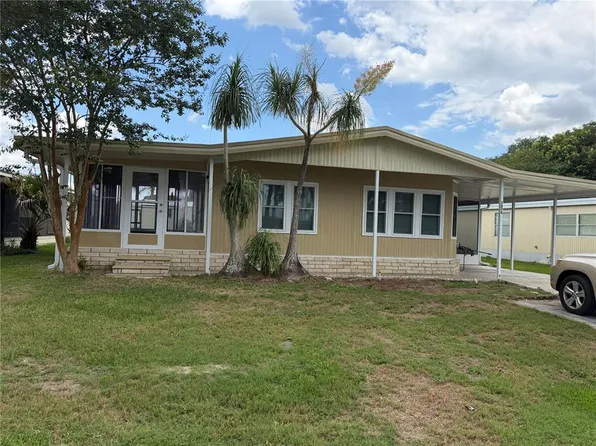1676 Elkhart Cir, Tavares, FL 32778