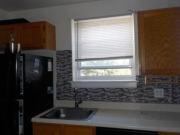 3rd image of 26016 73rd Ave Floor 2