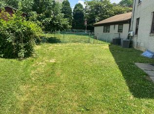 3319 W Chester Pike, Newtown Square, PA 19073