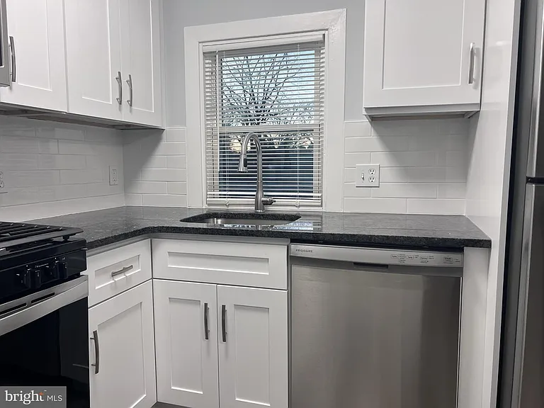 703 Bethlehem Pike — Photo 9