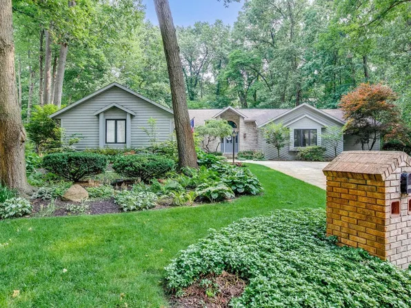 21782 Lodgepole Ln, Bristol, IN 46507