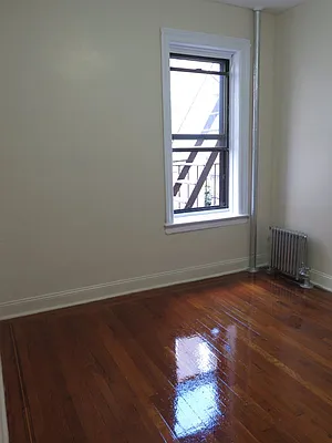 Rented by Bohemia Realty Group | media 18