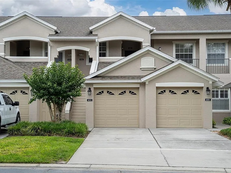 9417 Myrtle Creek Ln #611 — Photo 3