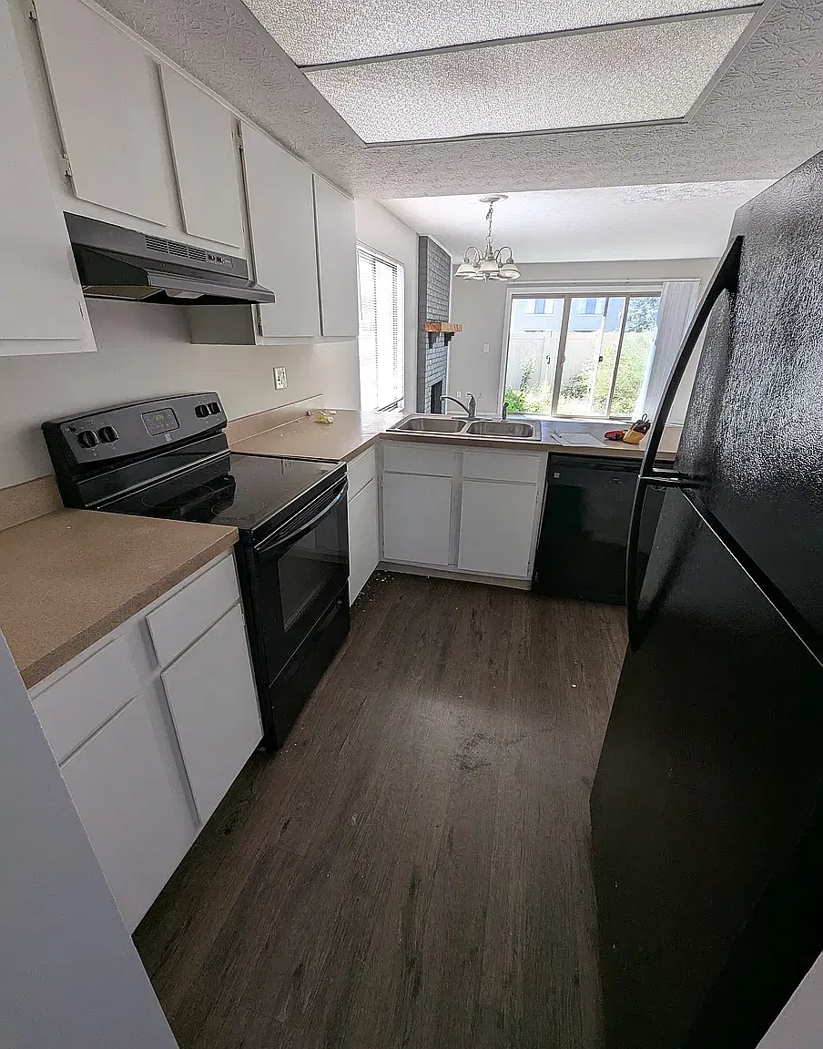 2 bed, 1.5 bath, $1,595 — Photo 4
