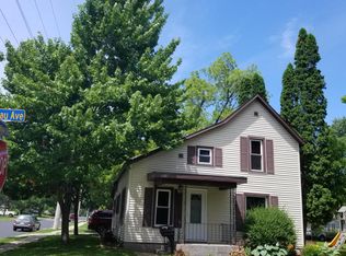 533 Juneau Ave, Mauston, WI 53948