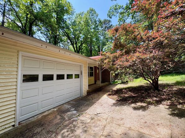 404 Wesley Dr