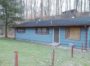 10634 Lakewood Dr W, Poland, IN
