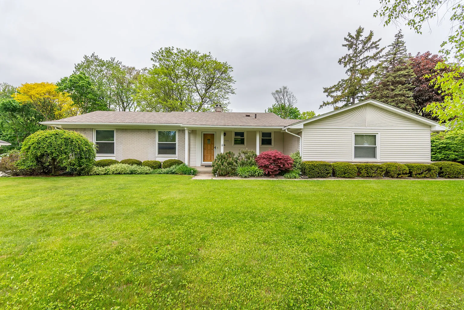 32050 Nottingwood St photo 1