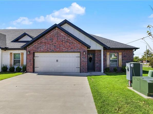 1602 S 17th Pl, Rogers, AR 72758