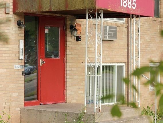 3rd image of 1885 7th St E APT 1