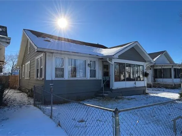 1713 W 11th St, Muncie, IN 47302