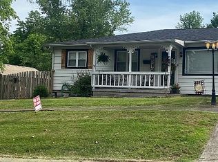 415 W 3rd Ave, Central City, KY 42330
