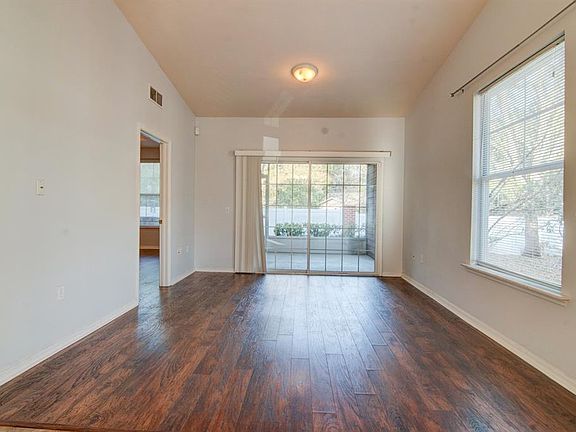 4th image of 1569 NW 29th Rd #1