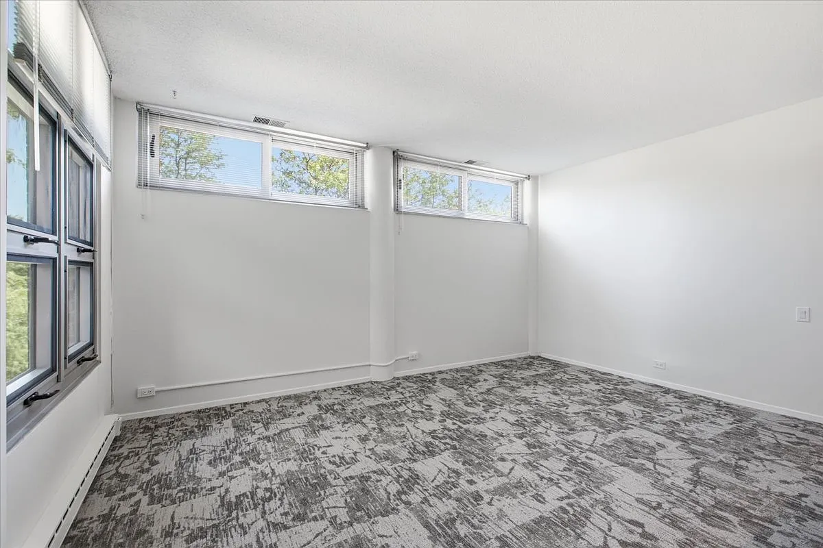 2 bed, 1400 sqft, $3,500 — Photo 4
