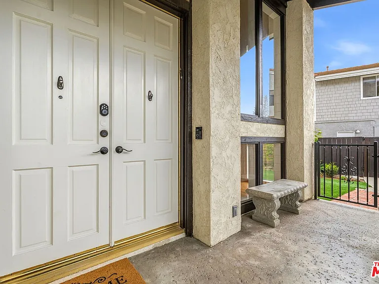17265 Avenida De La Herradura — Photo 40