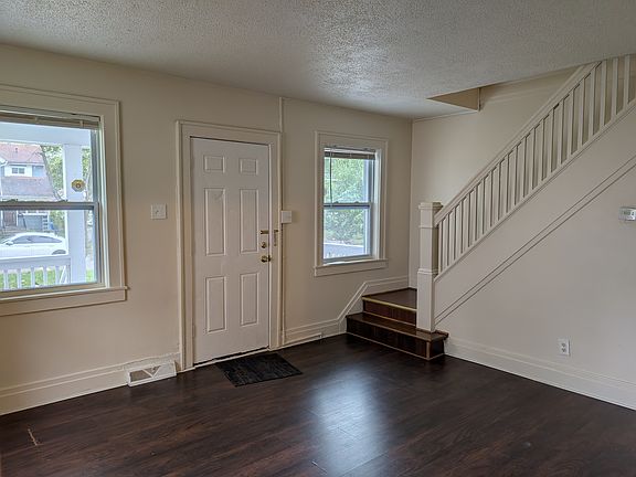 5th image of 41 Lewis St