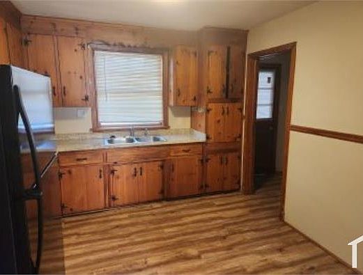 5th image of 831 Newkirk Dr