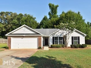 1529 Cardinal Ln, Winder, GA 30680
