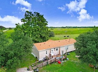 56 Meadow Way, Frostproof, FL 33843