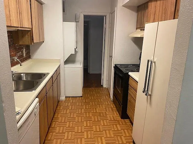 1 bed, 1.0 bath, 680 sqft, $875 — Photo 3