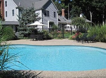 2nd image of 80 Rogers Way