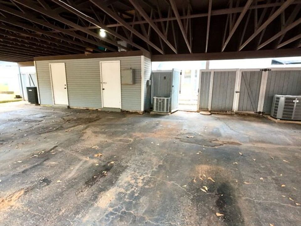 1st image of 5900 Grelot Rd APT 204