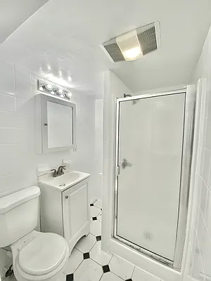 Rented by Waverly Realty Associates | media 21