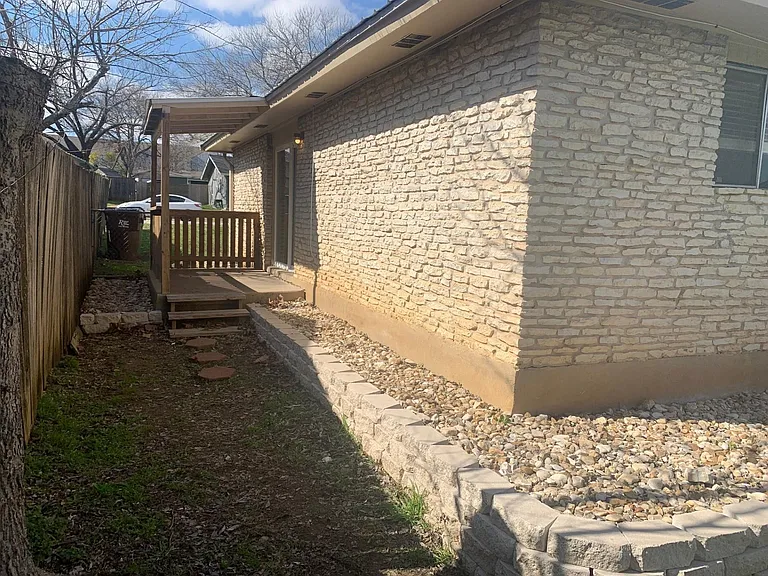 2107 Magnolia Dr #B — Photo 29