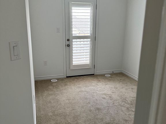 3rd image of 1575 Denison Pl