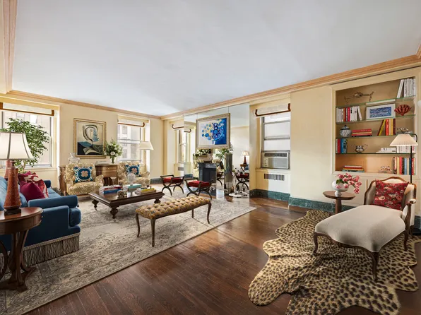 1001 Park Avenue image 3 of 10