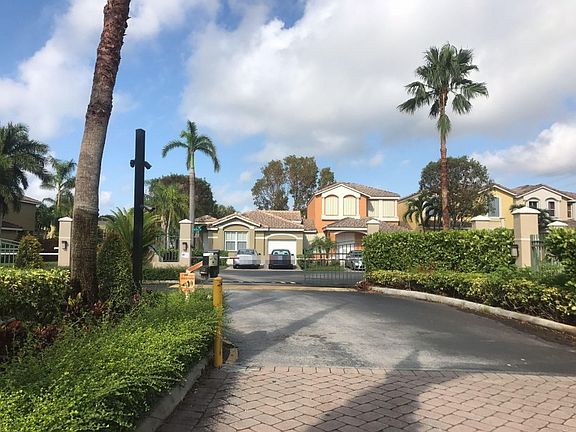 3rd image of 4845 NW 107th Psge