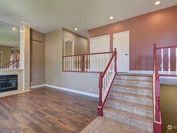 5th image of 9703 NE 35th Street