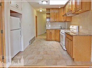 6054 Linden St, Flushing, NY 11385