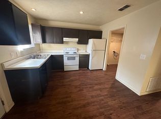 1301 Louisville St #35, Starkville, MS 39759