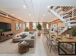 228 8th Ave APT 2, New York, NY 10011