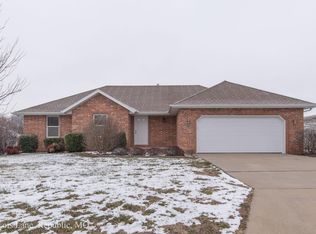 1253 W Lois Ln, Republic, MO 65738