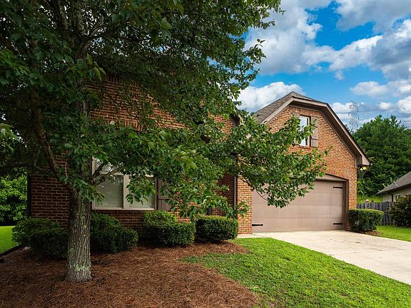 3rd image of 1335 Sierra Ct