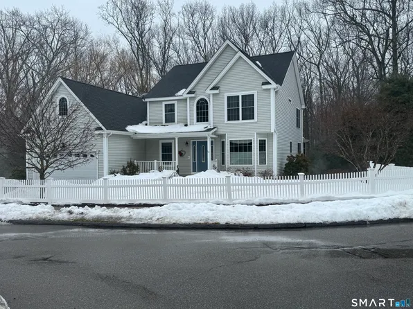 12 Spinnaker Drive #12, East Lyme, CT 06357
