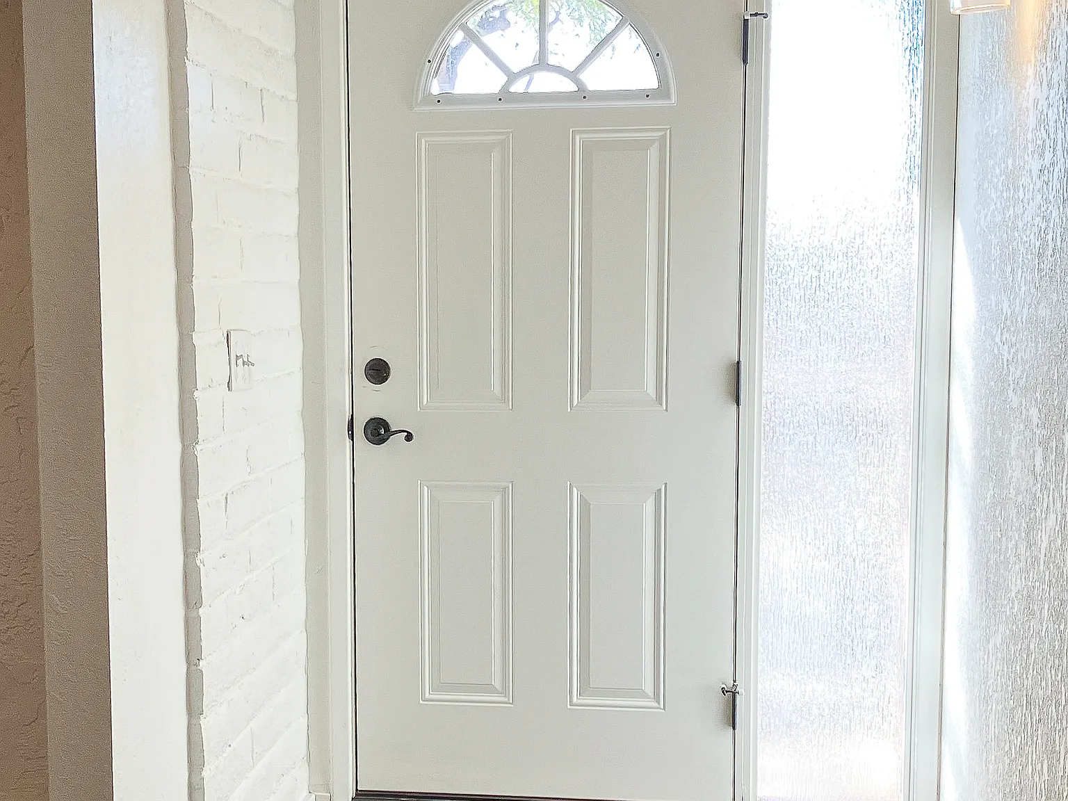 4 bed, 2012 sqft, $2,500 — Photo 4