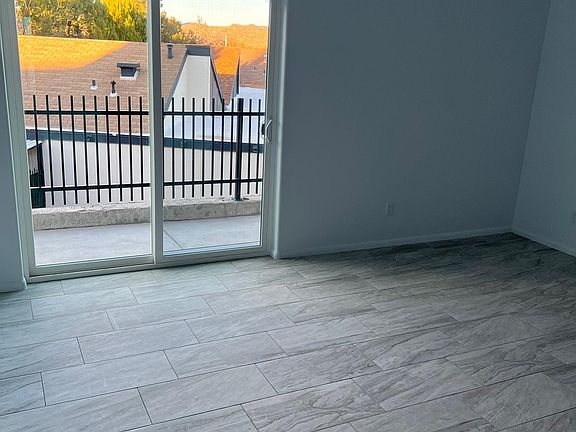 5th image of 266 W Santa Sofia St