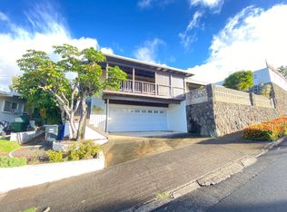 1470 Kaminaka Dr, Honolulu, HI 96816
