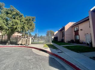 431 W Jackson St, Rialto, CA 92376