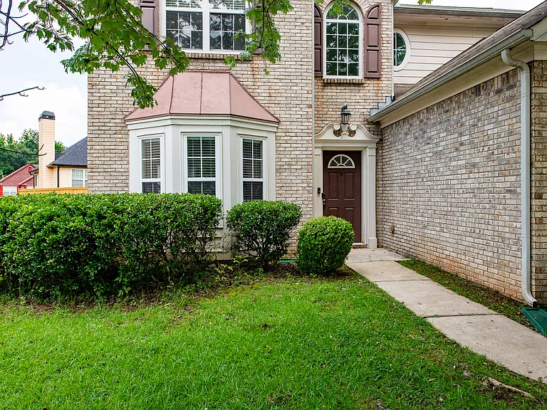 KH_7702ParksideDr_Web--2_07062026