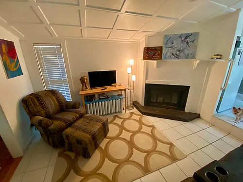 117 N Jane St #101 Photo 1