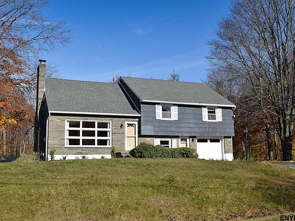 2nd image of 32 Beechwood Ave