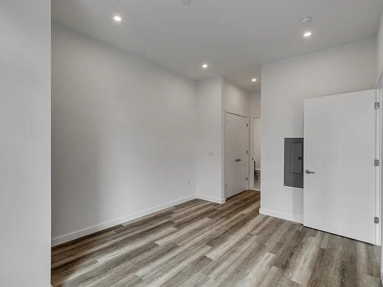Liberty Park Place — Photo 23