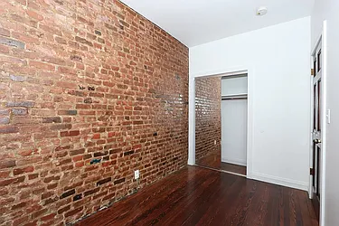 Rented by Premier Metro Realty Corp