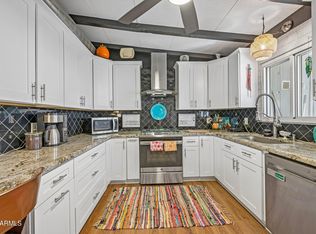 318 S Terry Cir, Tempe, AZ 85281
