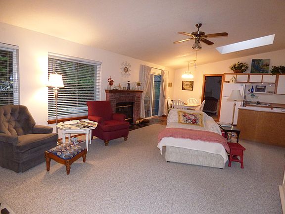 5th image of 5315 Palisades Dr