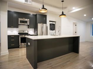 1104 W Madison St APT 3N, Chicago, IL 60607